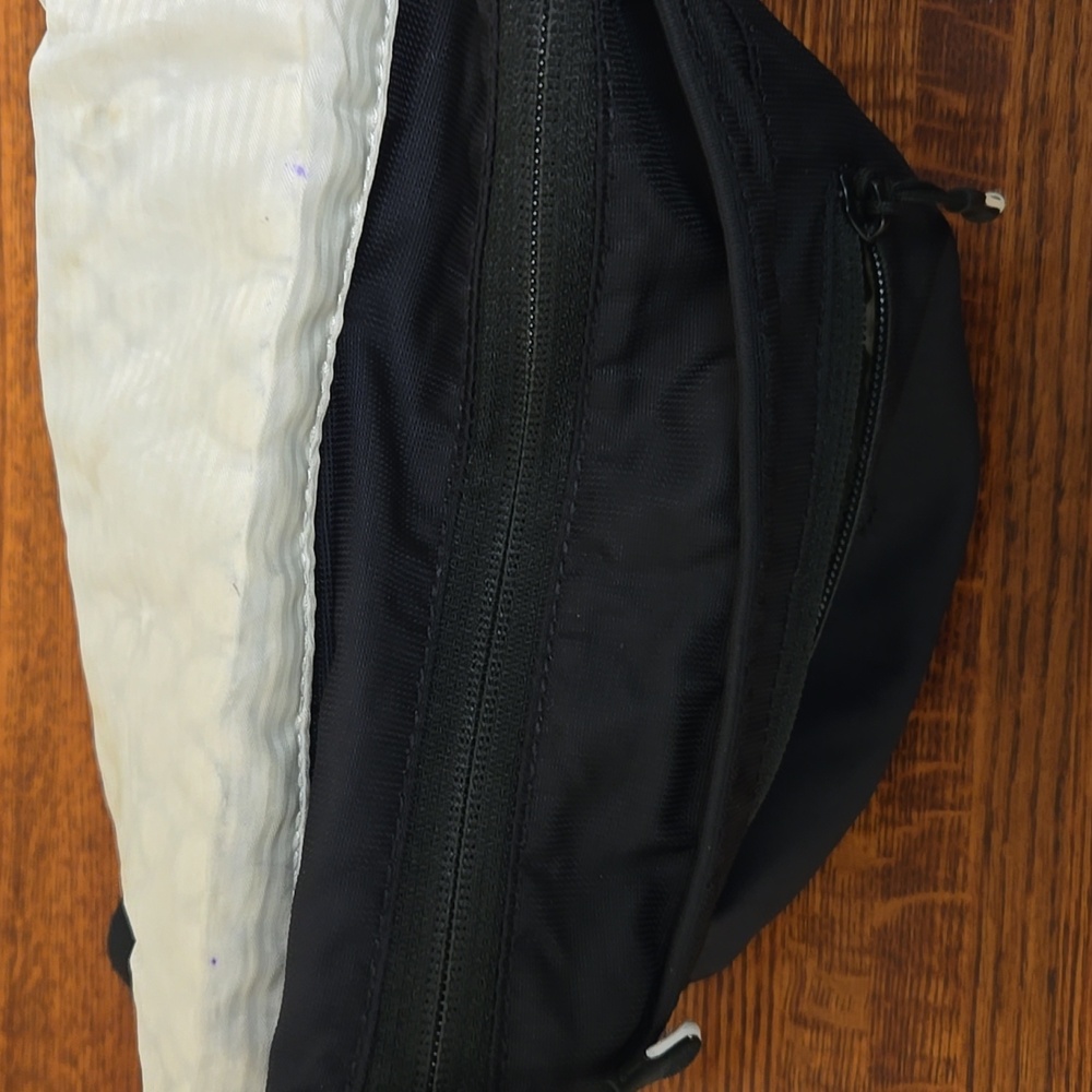 SHERPANI "Milli Le" Black Crossbody Bag - Picture 9 of 17